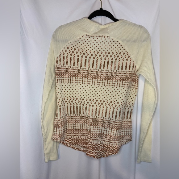 Women’s Marmot Cream and Brown Patterned Long Sleeve Top - Picture 2 of 4